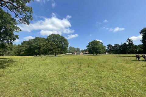 3 bed property, in Catts Hill, £1,575,000