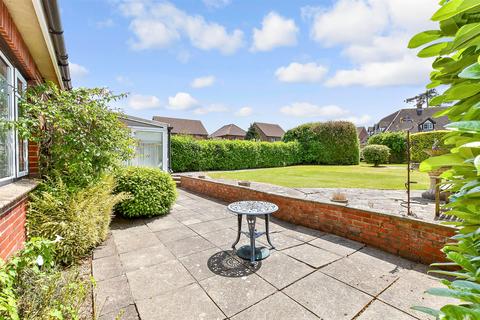 3 bed property, in Ratcliffe Avenue, £390,000