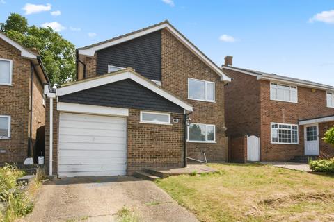4 bed property, in View Road, £425,000