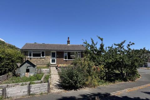2 bed property, in Northport Drive, £415,000
