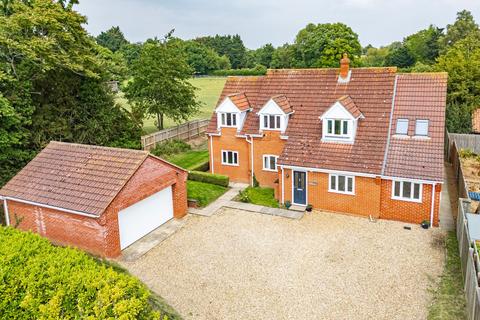 6 bed property, in Norwich Road, £595,000