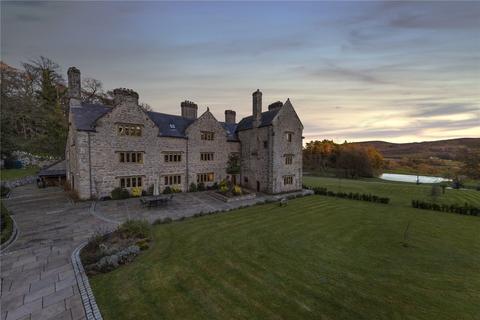 6 bed property, in Llandegla, £1,695,000
