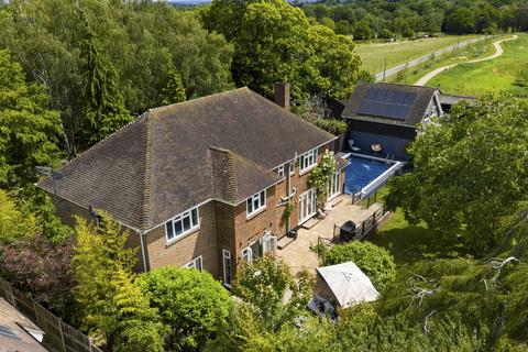 5 bed property, in Bousley Rise, £1,650,000