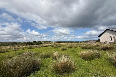 Land, in Tong HS2, £35,000