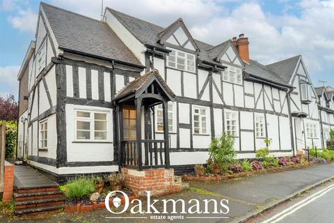 3 bed property, in The Village, £495,000
