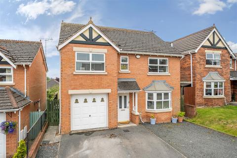 4 bed property, in Hillcrest, £367,495