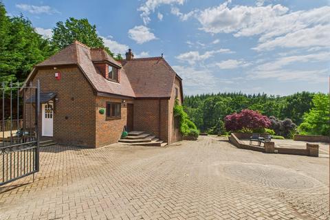 3 bed property, in Ringwood Road, £1,100,000