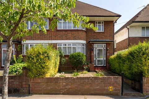 3 bed property, in Christian Fields, £700,000