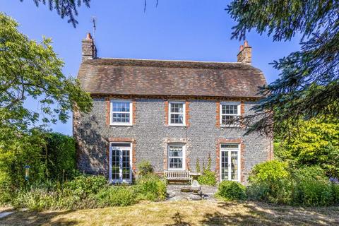 6 bed property, in Horton Corner, £745,000