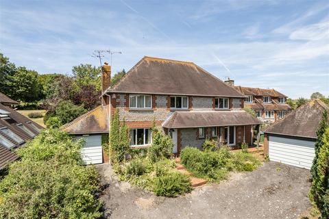 4 bed property, in Burpham, £900,000