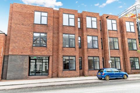 1 bed property, in 1-Bed Apartment - City Suites, £145,000