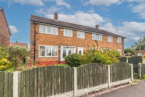 2 bed property, in Silsden Avenue, £125,000