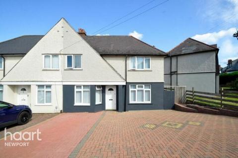 3 bed property, in Ronald Road, £239,995