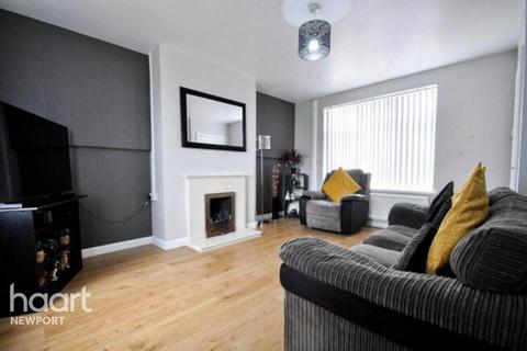3 bed property, in Ronald Road, £239,995
