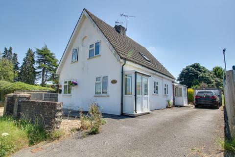 2 bed property, in WEST MEON, £295,000