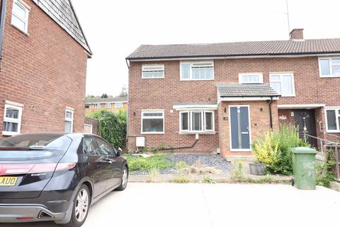 6 bed property, in Eaton Valley Road, £460,000