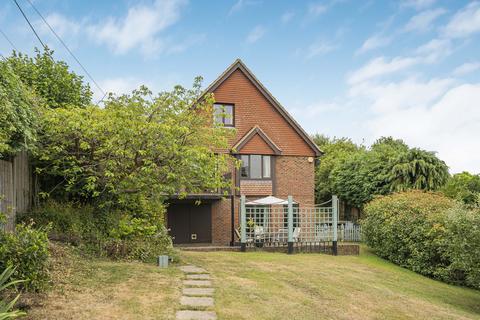 5 bed property, in Trowley Hill Road, £1,250,000