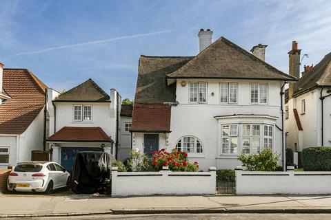 6 bed property, in Norbury Avenue, £1,000,000