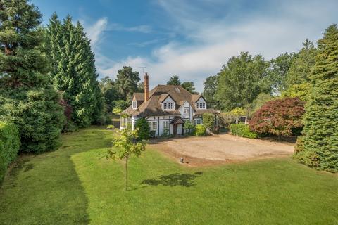4 bed property, in Windlesham Road, £1,500,000