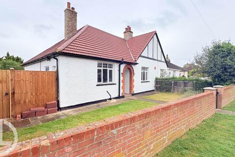 2 bed property, in Church Road, £500,000