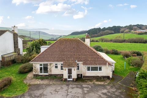 4 bed property, in Poole Lane, £600,000