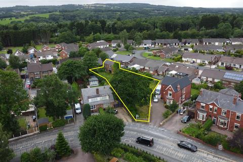 Studio, in Gathurst Lane, £230,000
