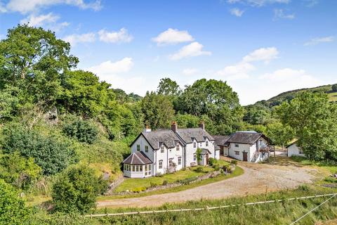 3 bed property, in Bryn Rhyd Yr Arian, £850,000