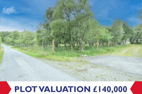 Studio, in Land West Of Ceilear, £120,000