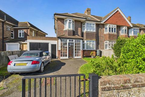 4 bed property, in Seamill Park Crescent, £600,000