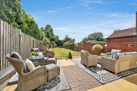 3 bed property, in Hednesford Road, £400,000