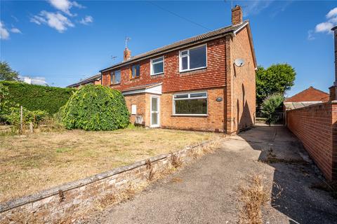 3 bed property, in Tuxford Road, £165,000