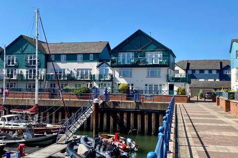 4 bed property, in Cutters Wharf, £790,000
