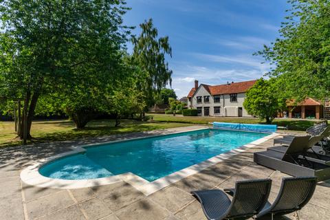 7 bed property, in Little Hallingbury Park, £2,000,000