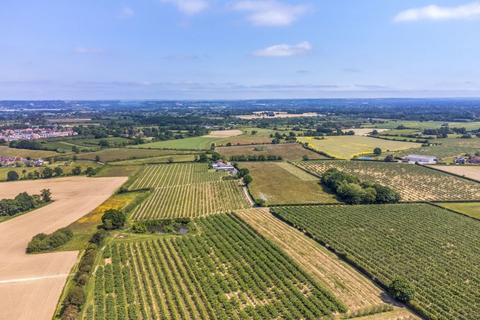 Land, in Thorn Road, £1,275,000