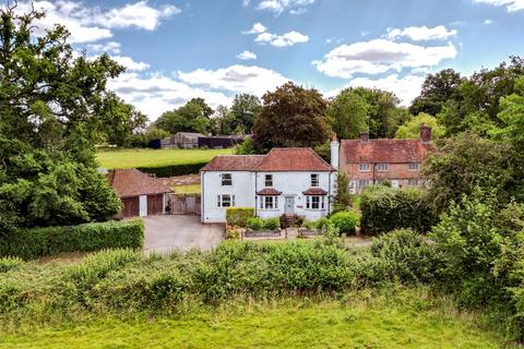 4 bed property, in Newtons Hill, £875,000
