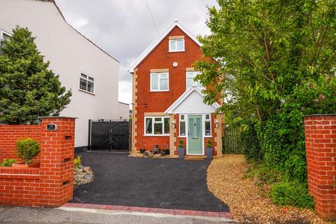 5 bed property, in Jackson Street, £375,000