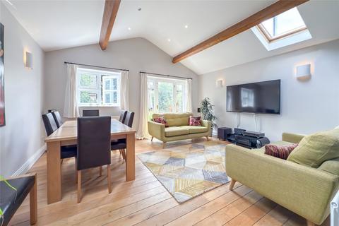 4 bed property, in Hatfield Road, £999,950