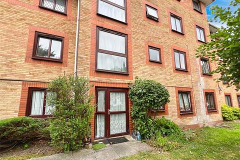 2 bed property, in Maryfield, £140,000