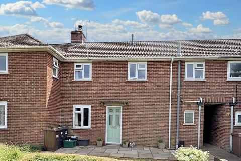 3 bed property, in Harrowby Close, £250,000