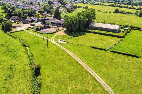 5 bed property, in Kings Barn Lane, £3,400,000