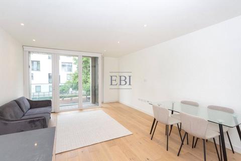 2 bed property, in Dara House, £400,000