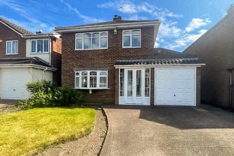 3 bed property, in Daisy Bank Close, £285,000