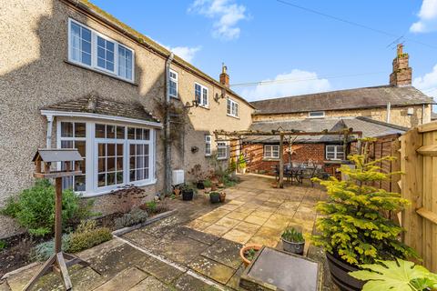 4 bed property, in Eynsham OX29, £750,000
