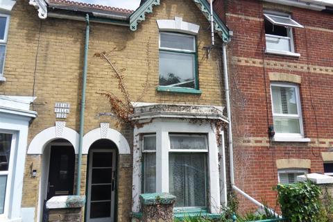 2 bed property, in Newport Road, £145,000