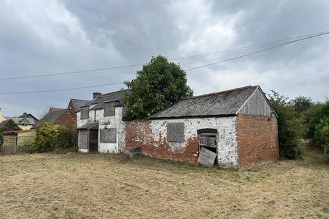 Land, in 5 Chapel Lane, £160,000