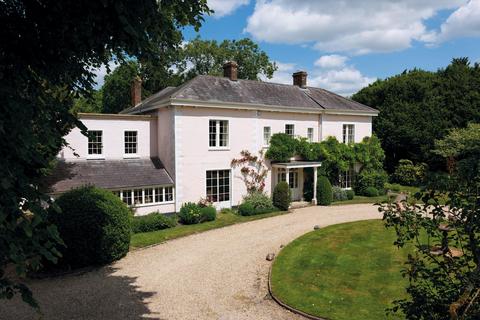 6 bed property, in Beechingstoke, £3,350,000