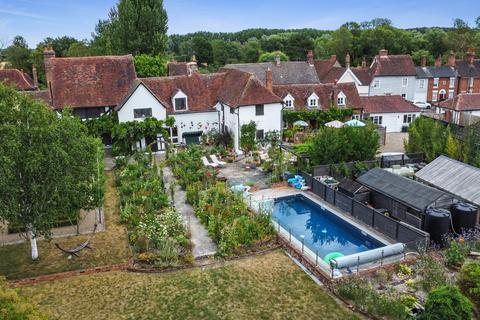 8 bed property, in Ford Street, £1,500,000