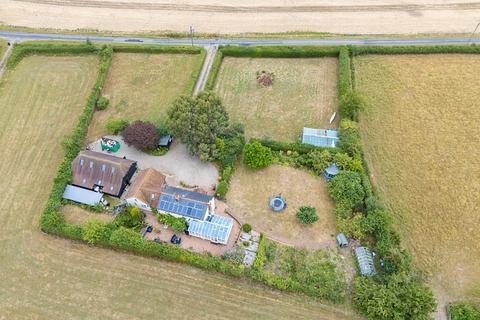 7 bed property, in Tawney Common, £1,600,000