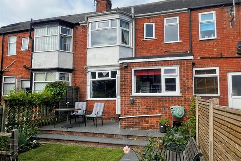 3 bed property, in Aysgarth Avenue, £160,000