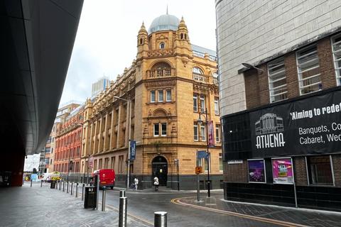 1 bed property, in Rutland Street, £90,000